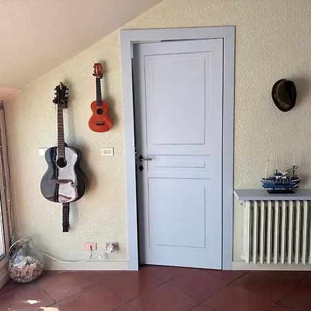 Grand De Charme Avec Vue Sur Appartement